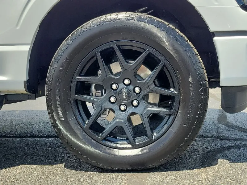 2024 FORD F150