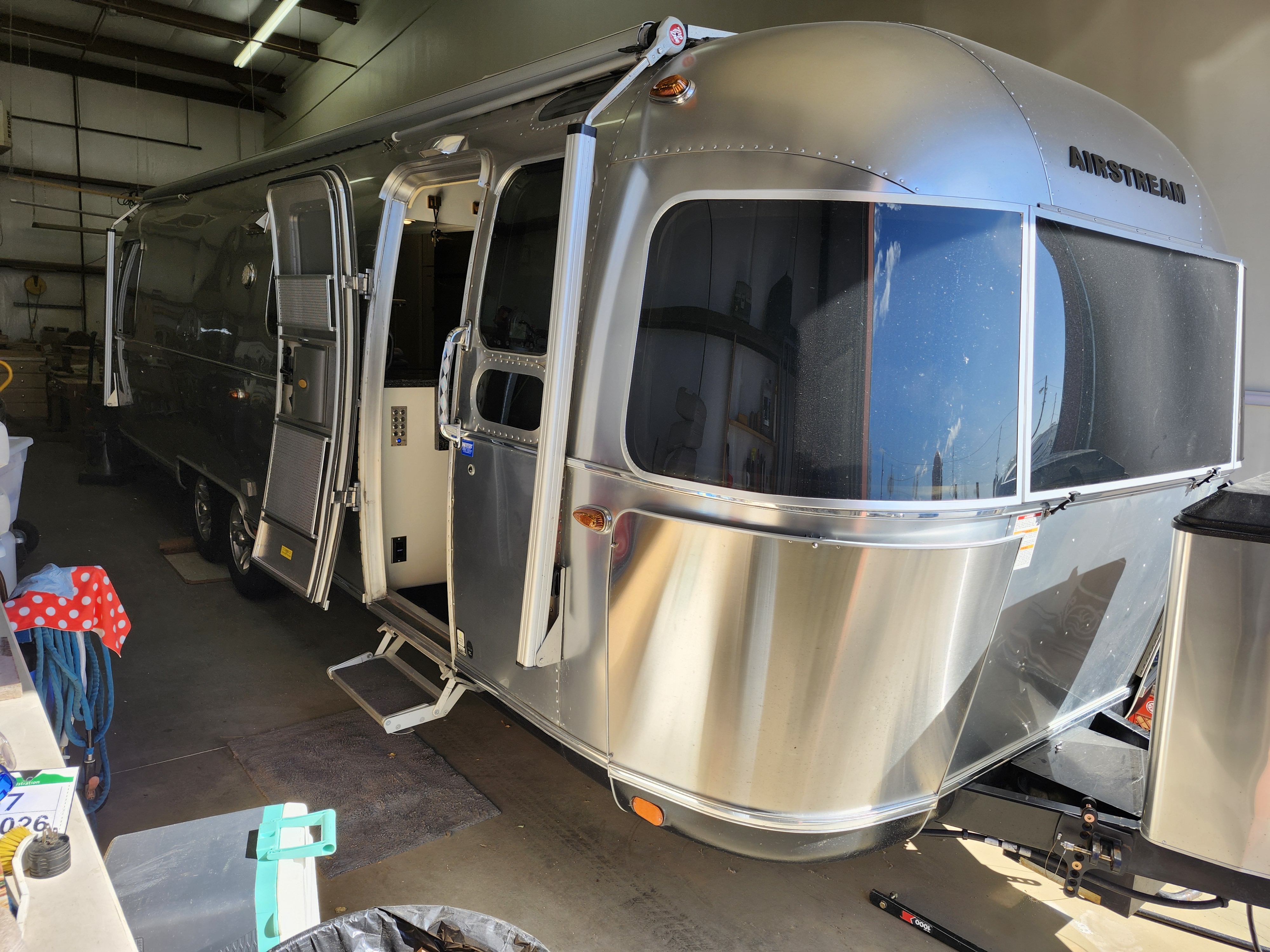 2021 Airstream CLASSIC 30RBQ RV