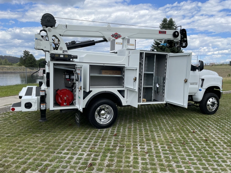 2025 CHEVROLET SILVERADO MEDIUM DUTY