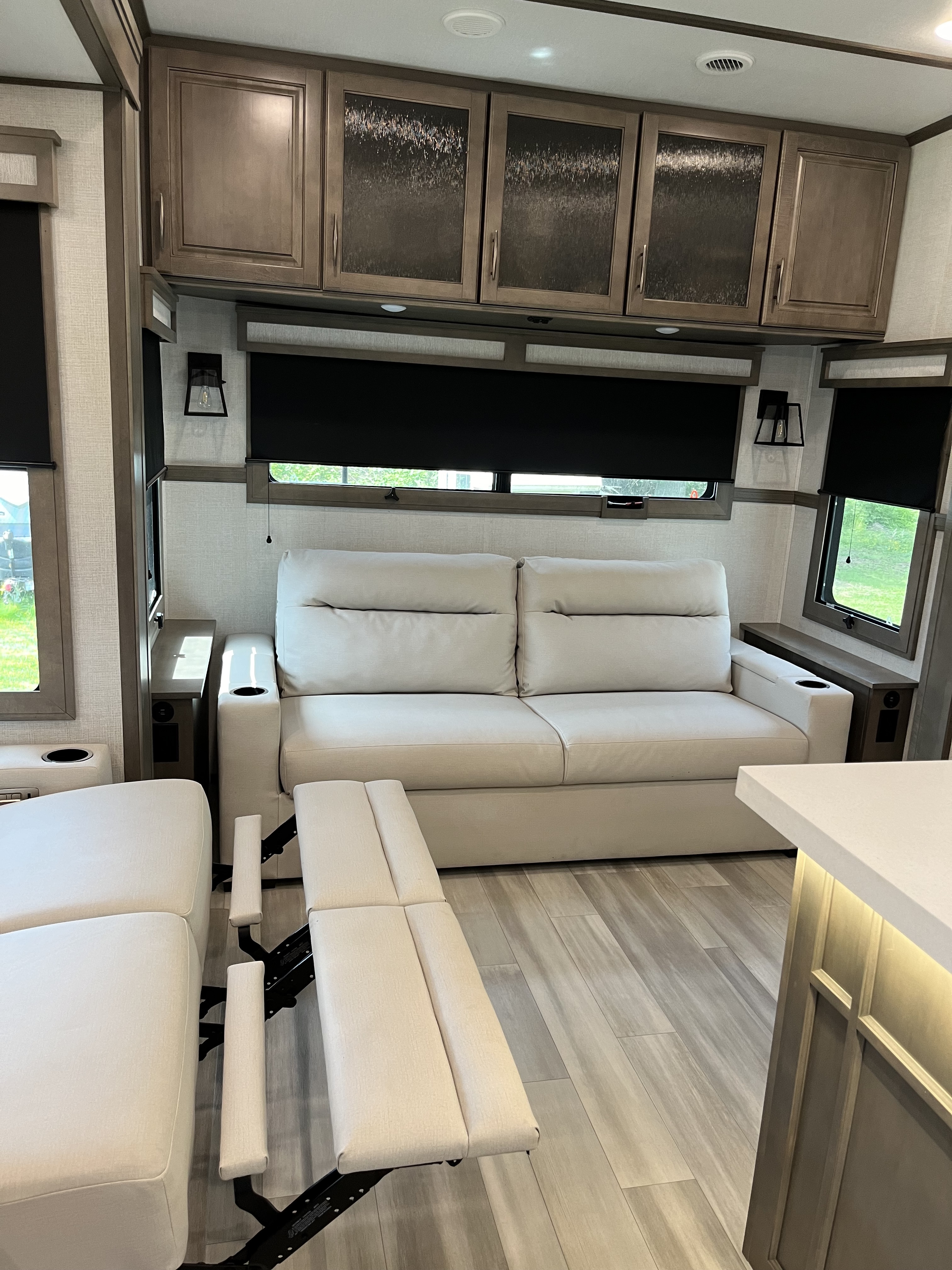 2023 Grand Design SOLITUDE 310GK-R RV