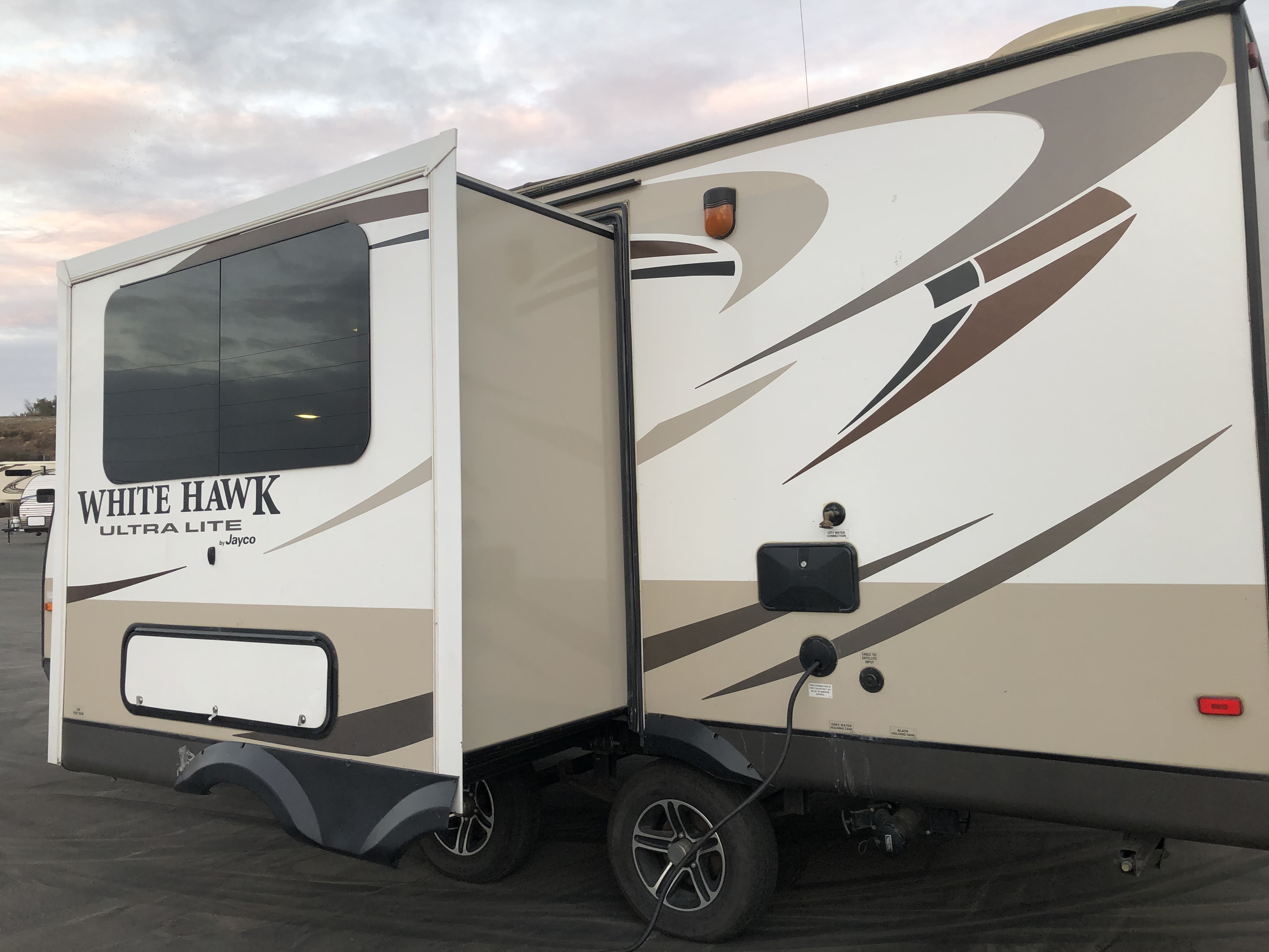 2015 Jayco WHITE HAWK ULTRA LITE 21FBS in columbia TN