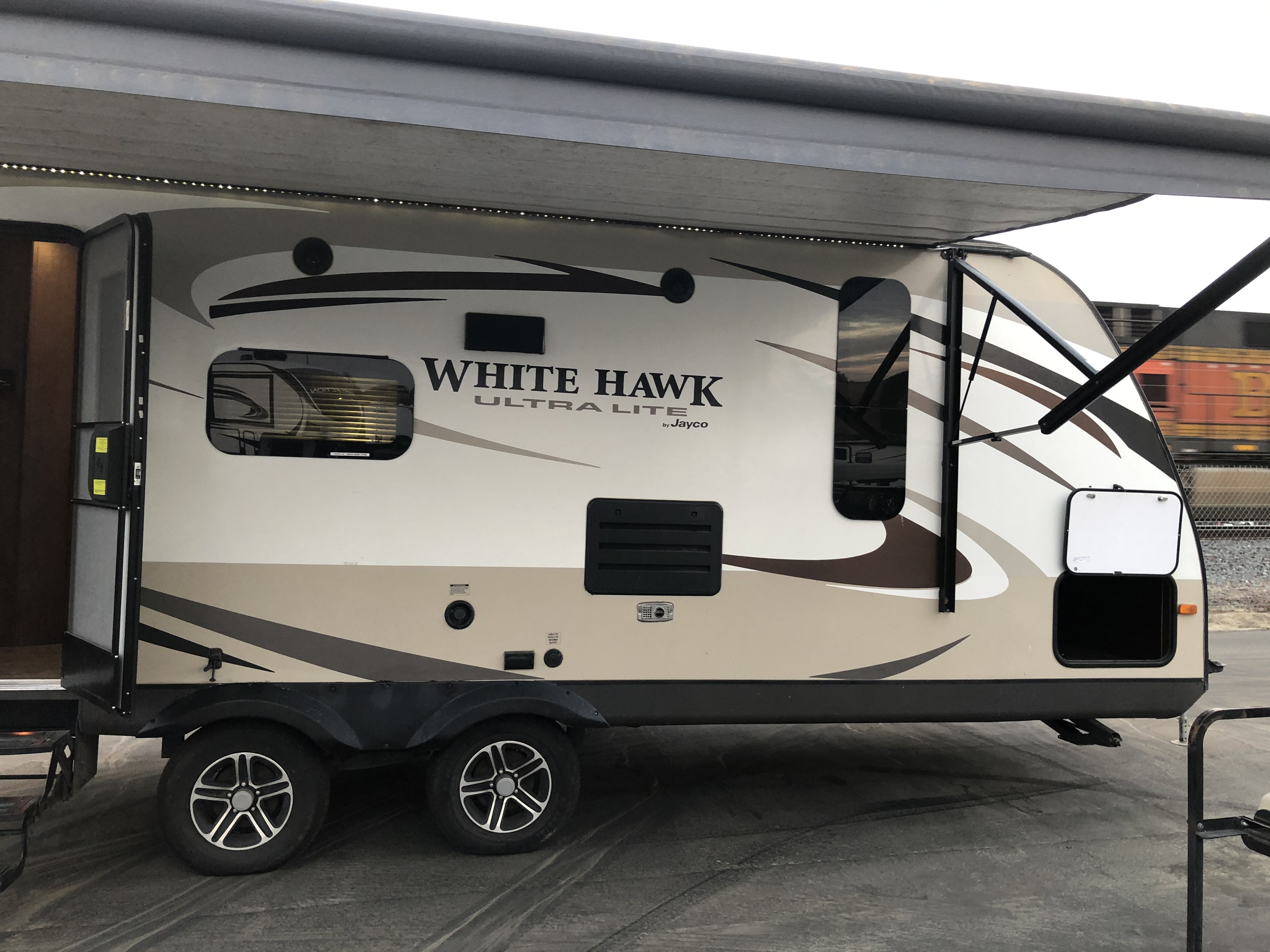 2015 Jayco WHITE HAWK ULTRA LITE 21FBS in columbia TN