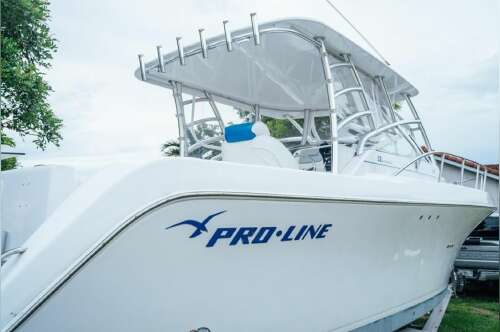 2003 Pro-Line 32 Express in miami FL