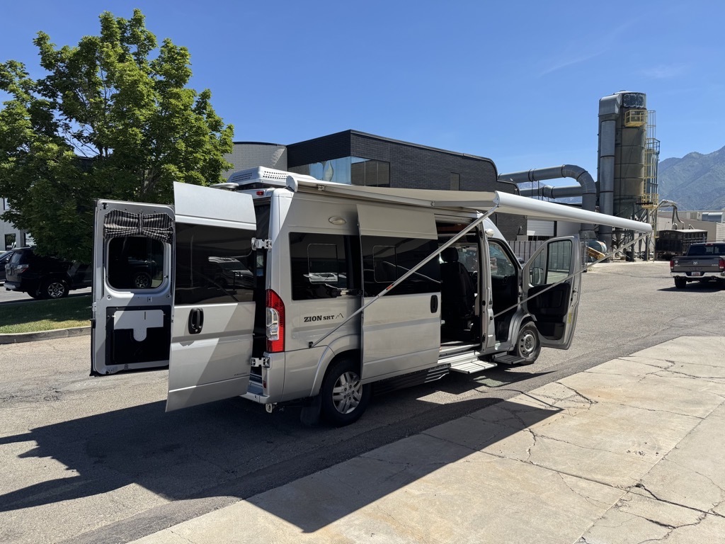 2016 Roadtrek ZION SRT RV