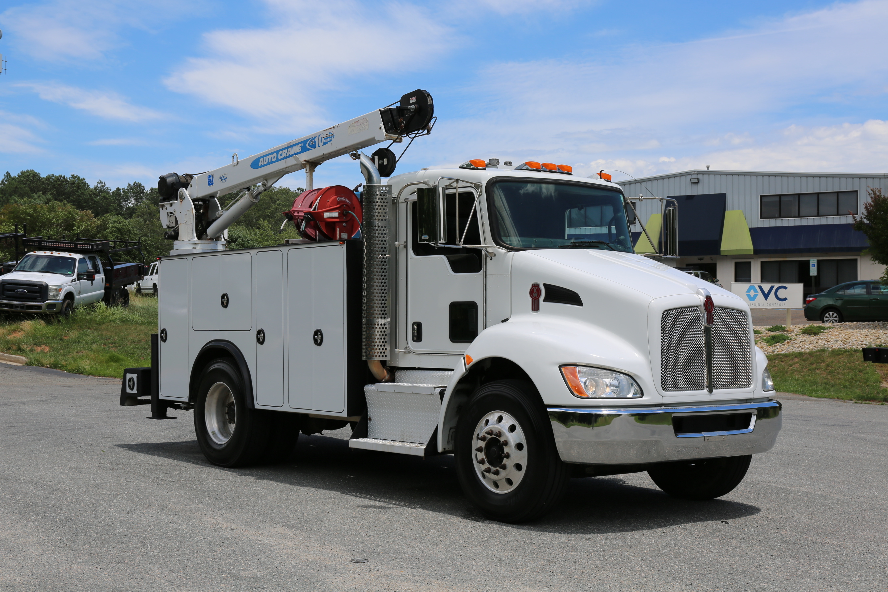 2017 KENWORTH T270 in Oilville, VA
