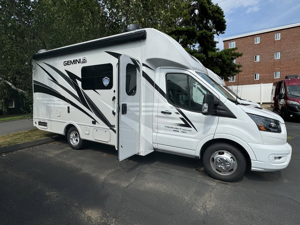 2025 Thor Motor Coach Gemini 23TW in bristol CT