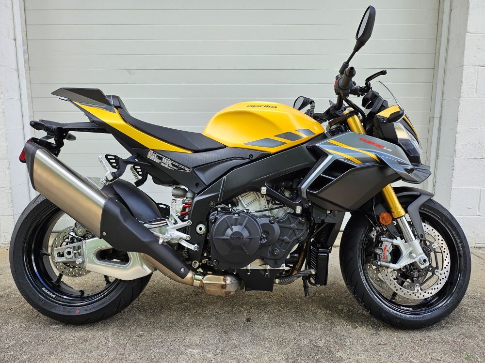 2027 Aprilia TUONO V4 1100 1100 in Fairfield, OH