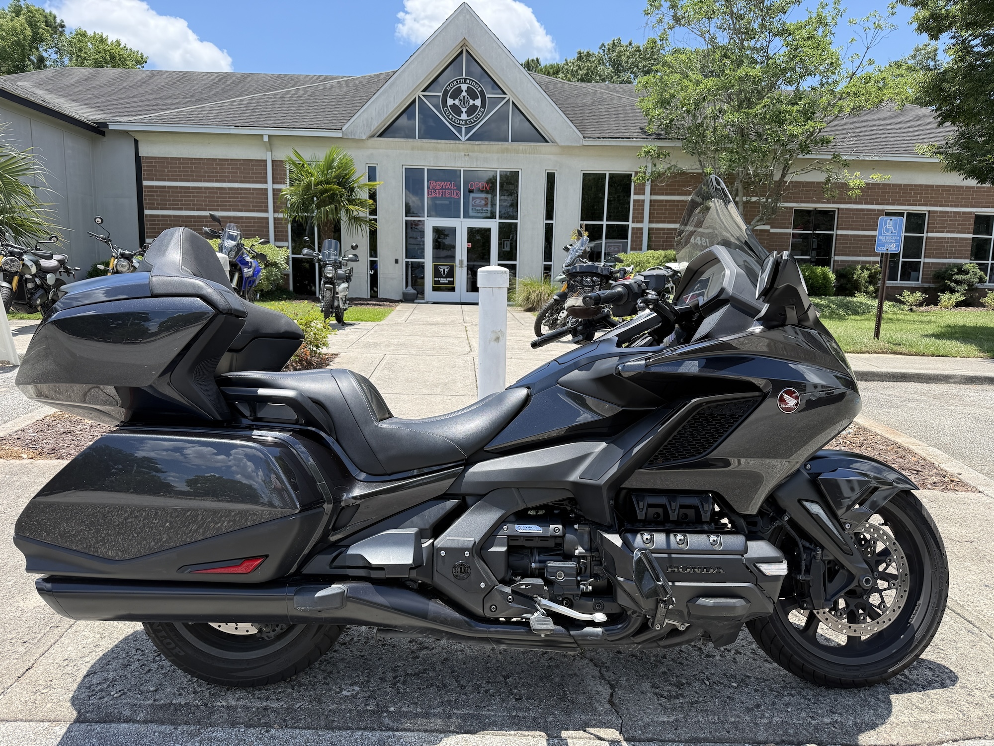 2021 Honda GOLD WING TOUR AUTOMATIC DCT 1800 TOUR AUTOMATIC DCT in North Charleston, SC