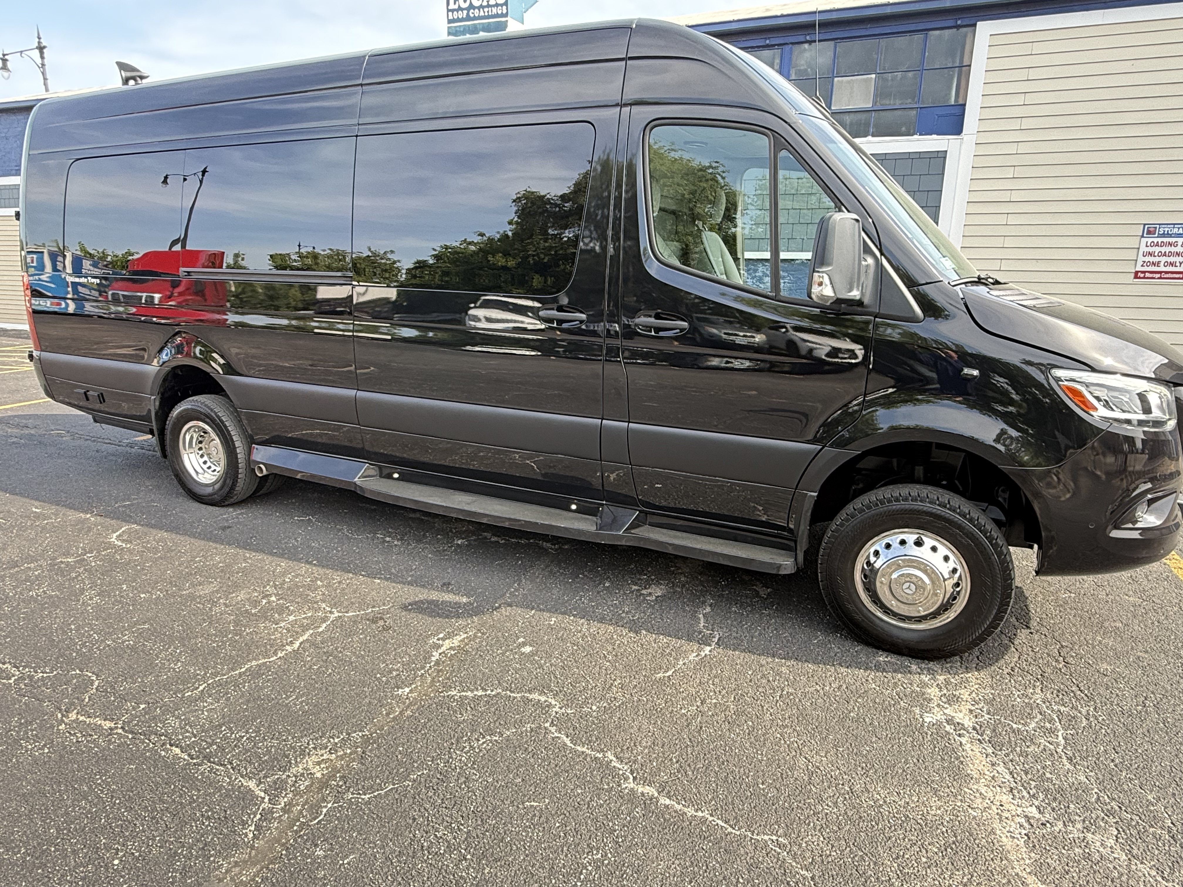 2024 Mercedes-Benz SPRINTER CUSTOM in chicago IL