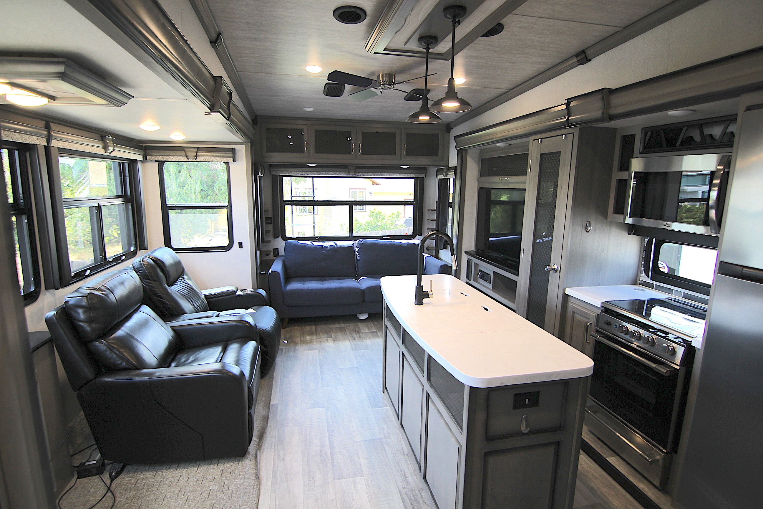 2021 Keystone MONTANA 3855BR in el cajon CA