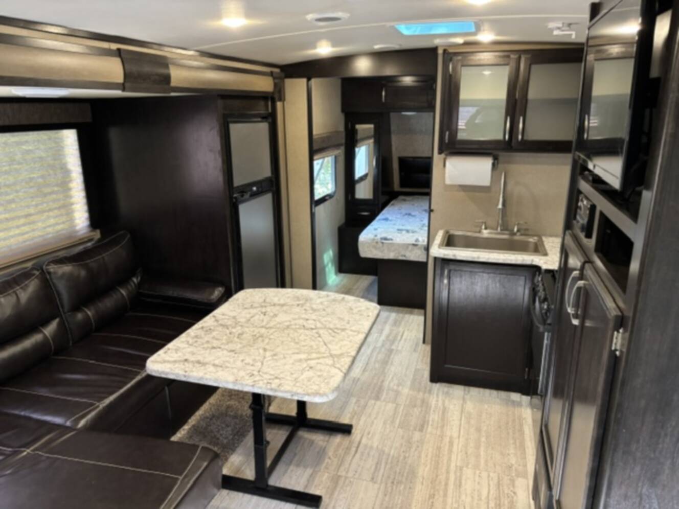 A photo of this 2016 Grand Design IMAGINE 2150RB