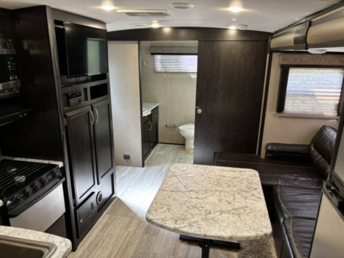 A photo of this 2016 Grand Design IMAGINE 2150RB