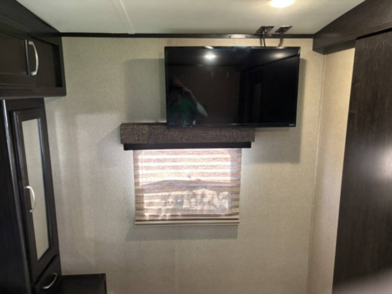 A photo of this 2016 Grand Design IMAGINE 2150RB