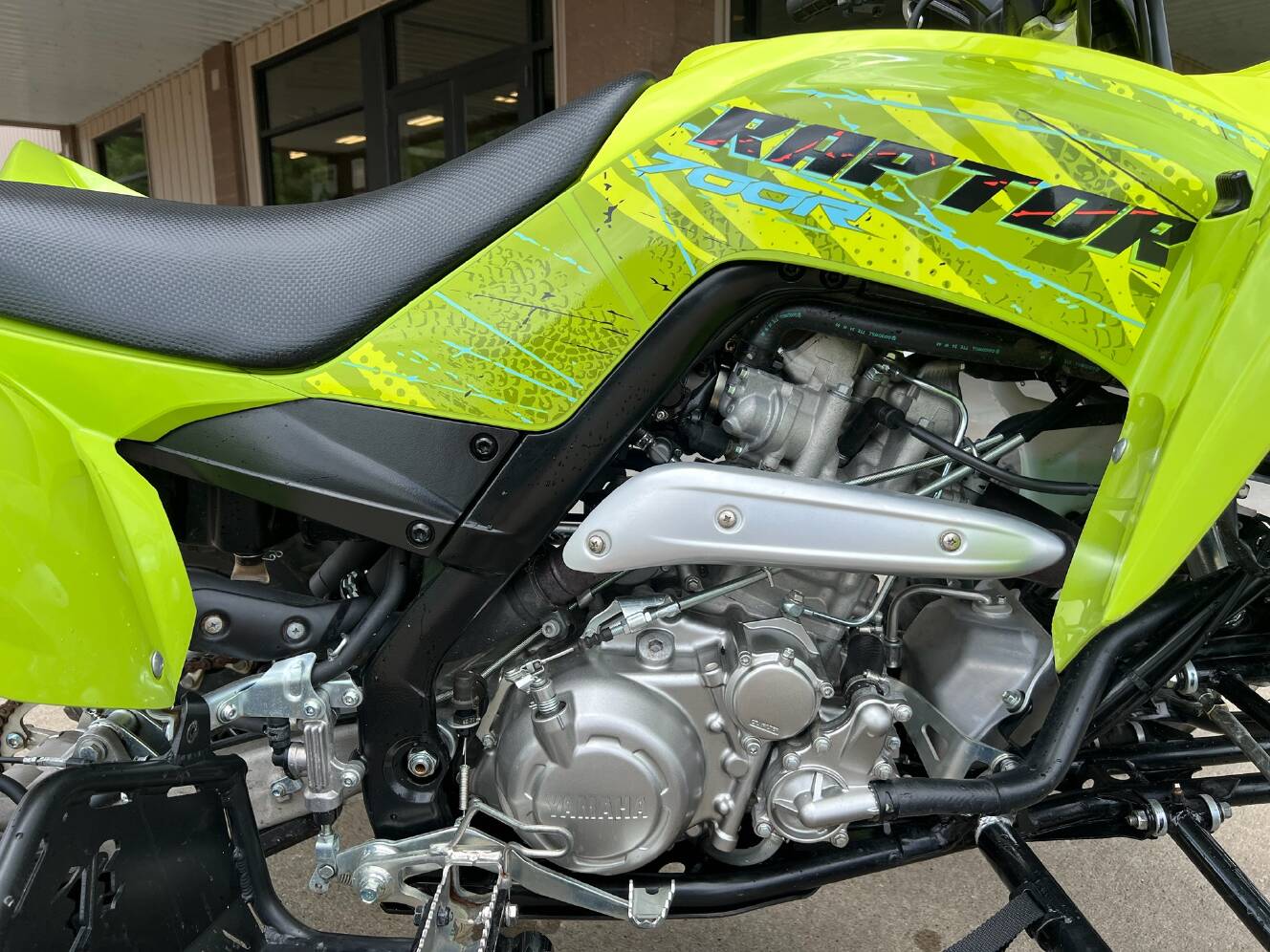 A photo of this 2025 Yamaha Raptor 700R SE
