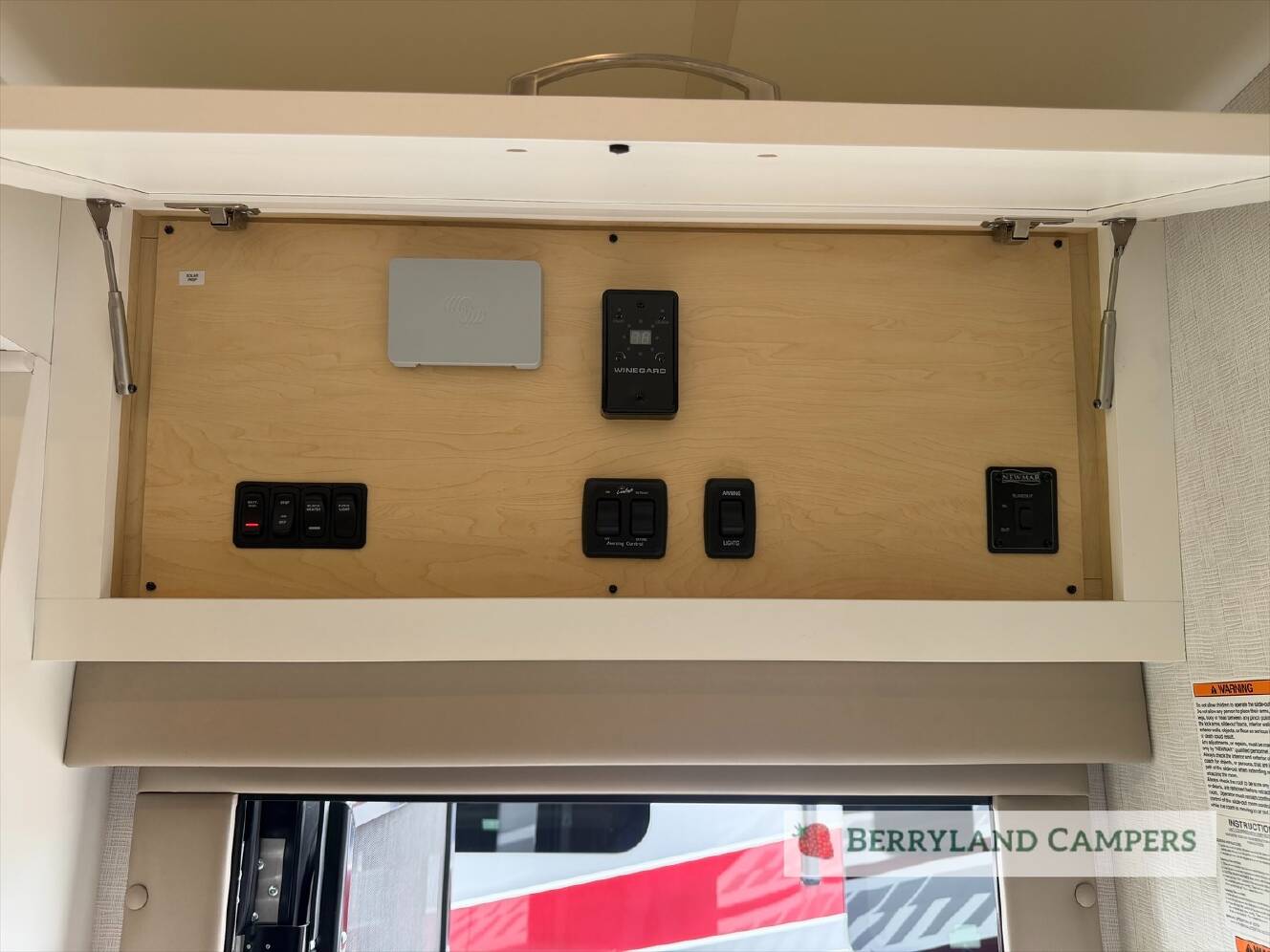 A photo of this 2027 Newmar Grand Star 3444