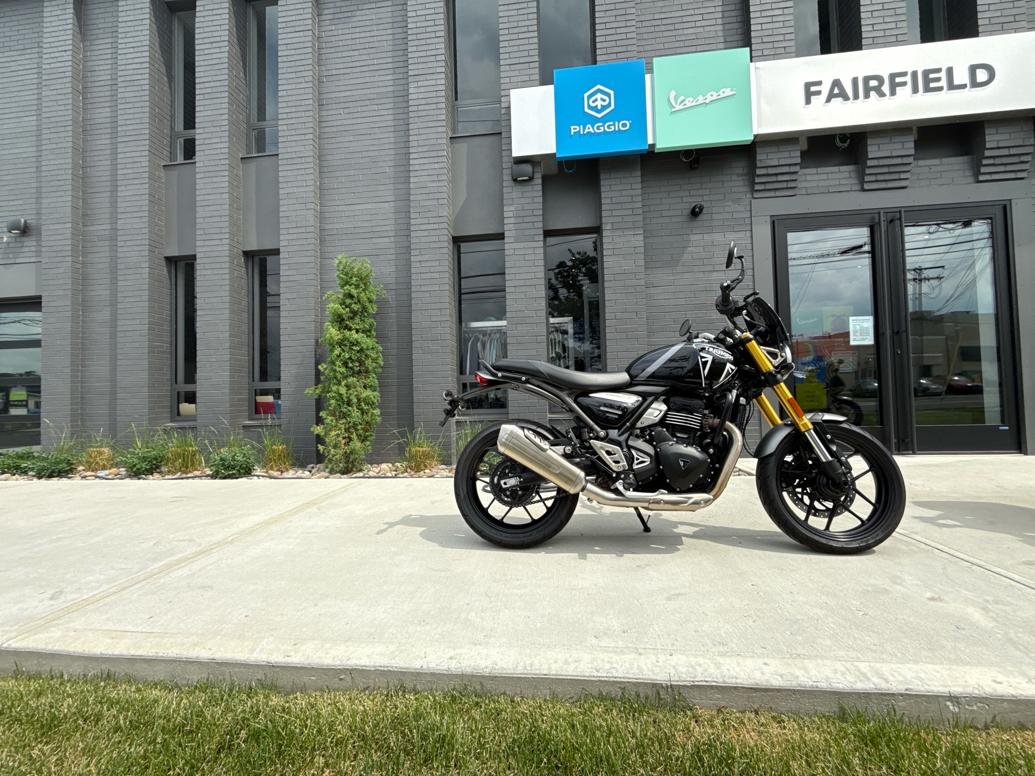 2024 Triumph Speed 400 BASE in Fairfield, CT
