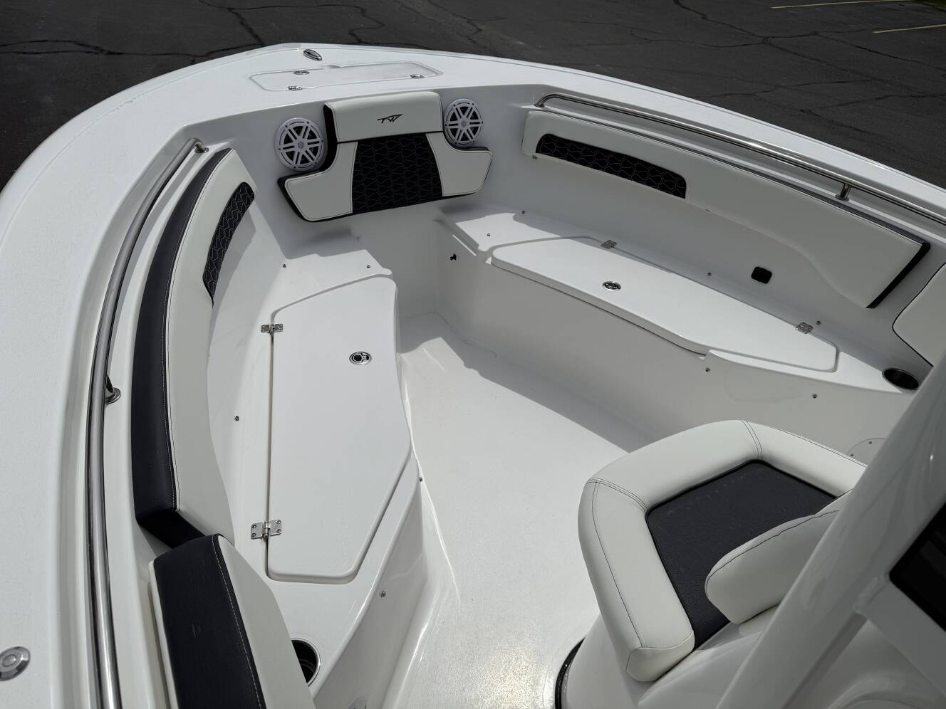 A photo of this 2026 Tidewater 220 LXF