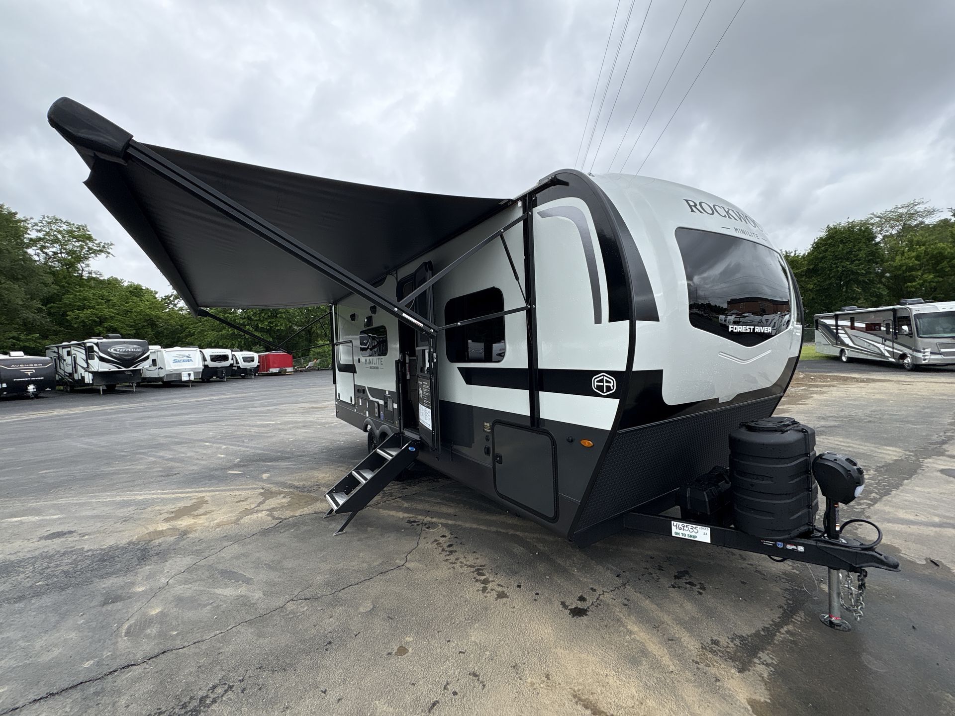 2026 Forest River Rockwood Mini Lite 2513S in lancaster OH
