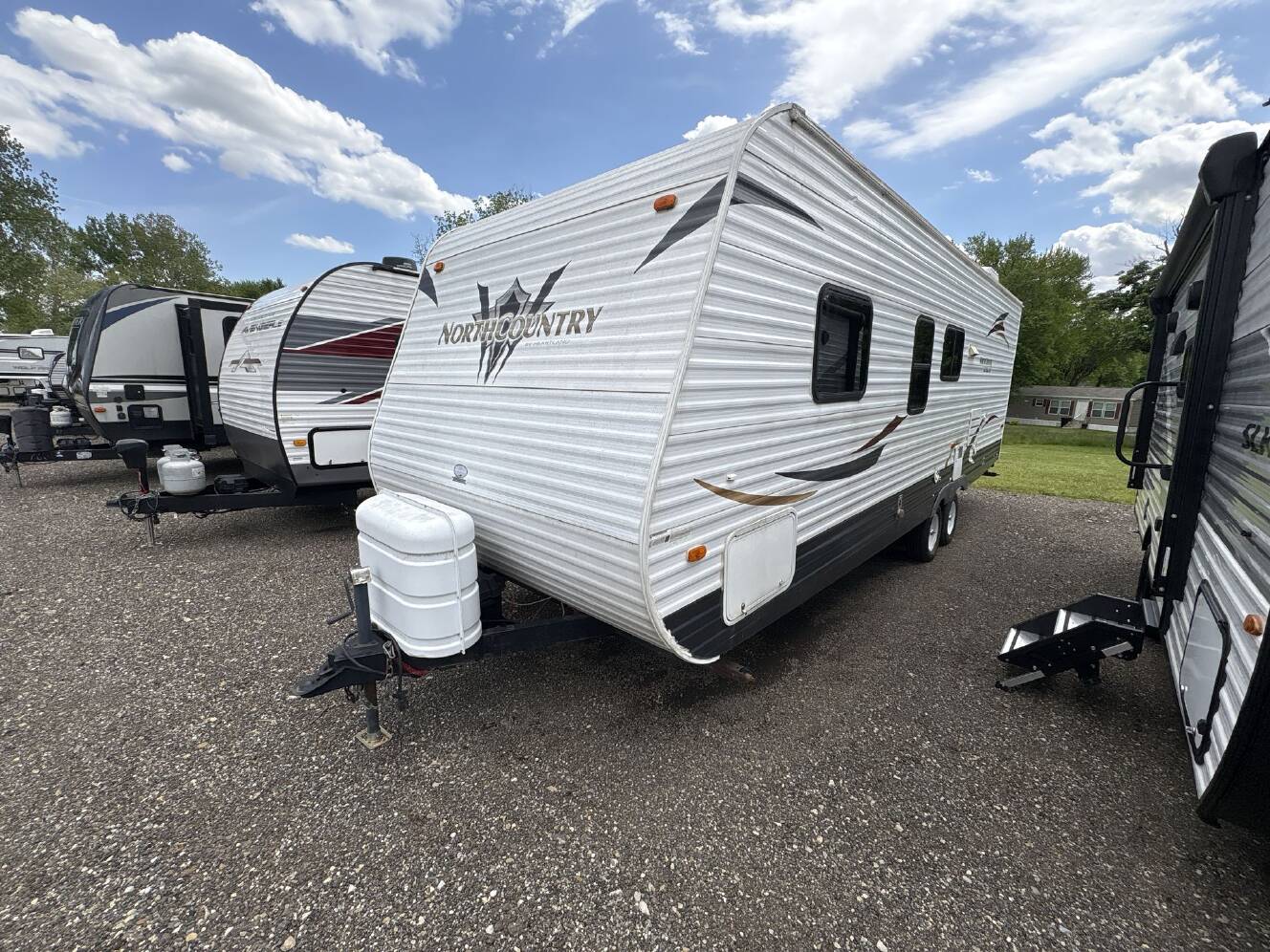 A photo of this 2011 Thor HEARTLAND TRAILRUNNER 250SK