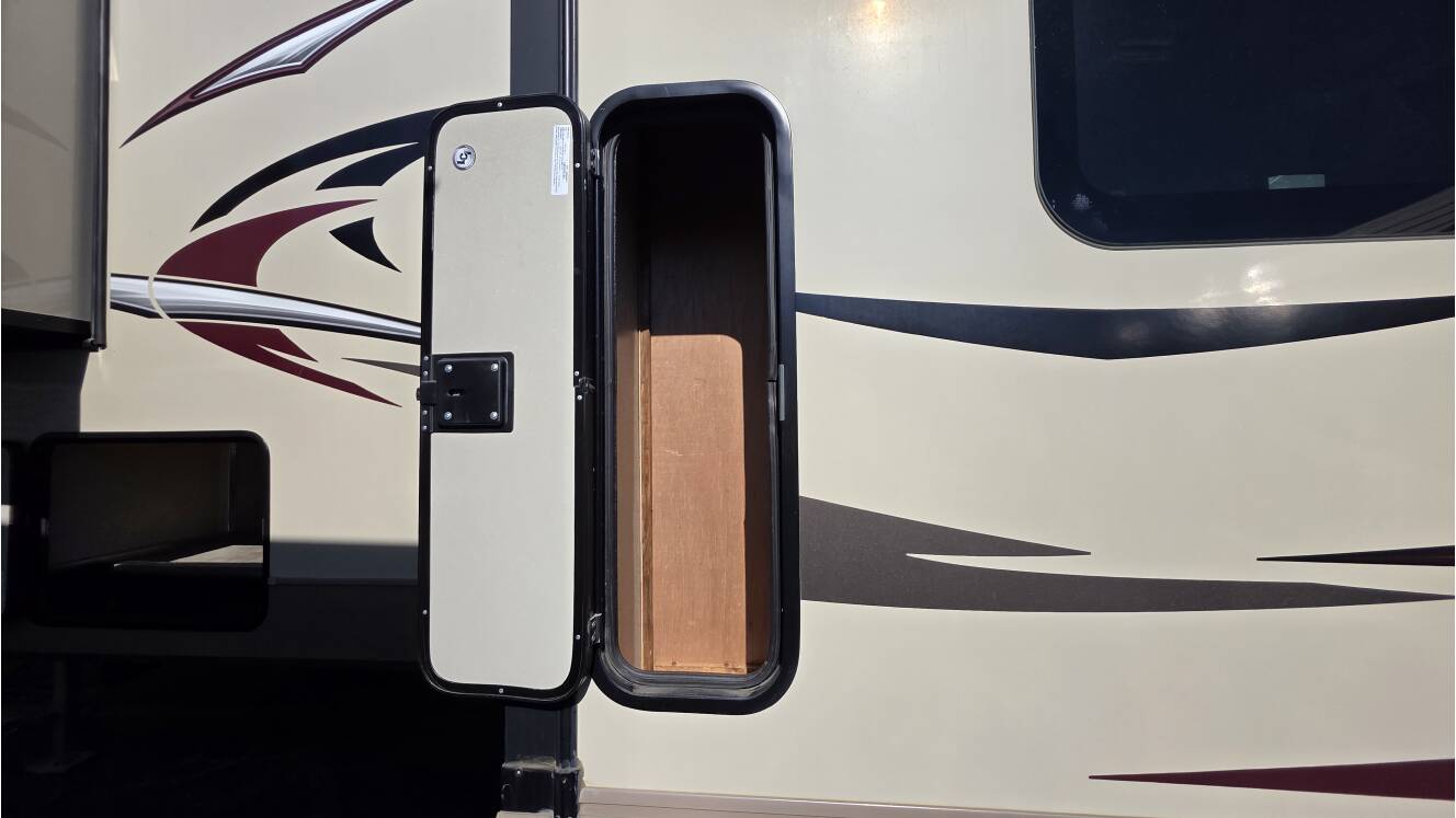 A photo of this 2018 Forest River Rockwood Signature Ultra Lite 8244BS