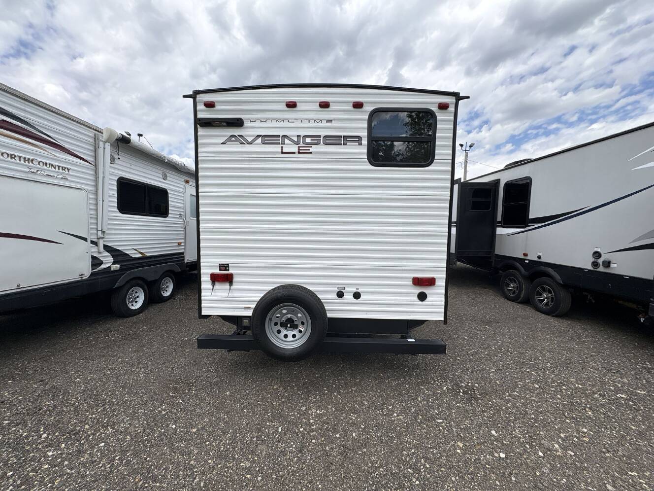 A photo of this 2024 Prime Time Avenger LE 24BHSLE