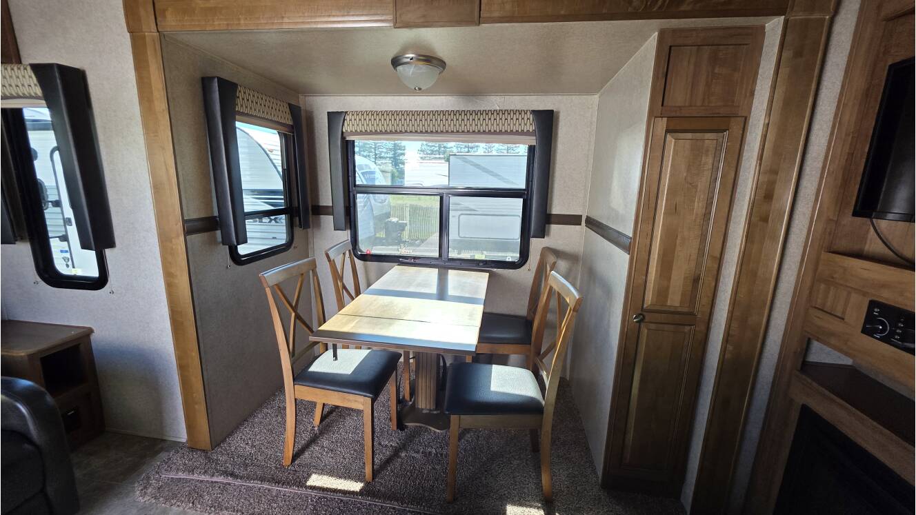 A photo of this 2018 Forest River Rockwood Signature Ultra Lite 8244BS
