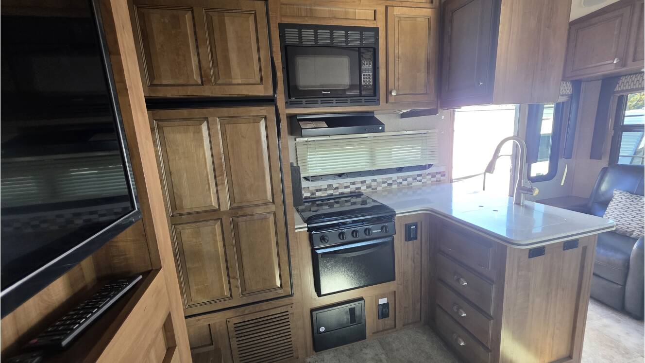 A photo of this 2018 Forest River Rockwood Signature Ultra Lite 8244BS