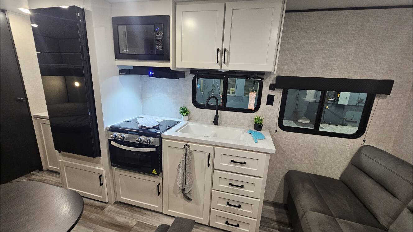 A photo of this 2026 Jayco Jay Flight SLX 260BHW