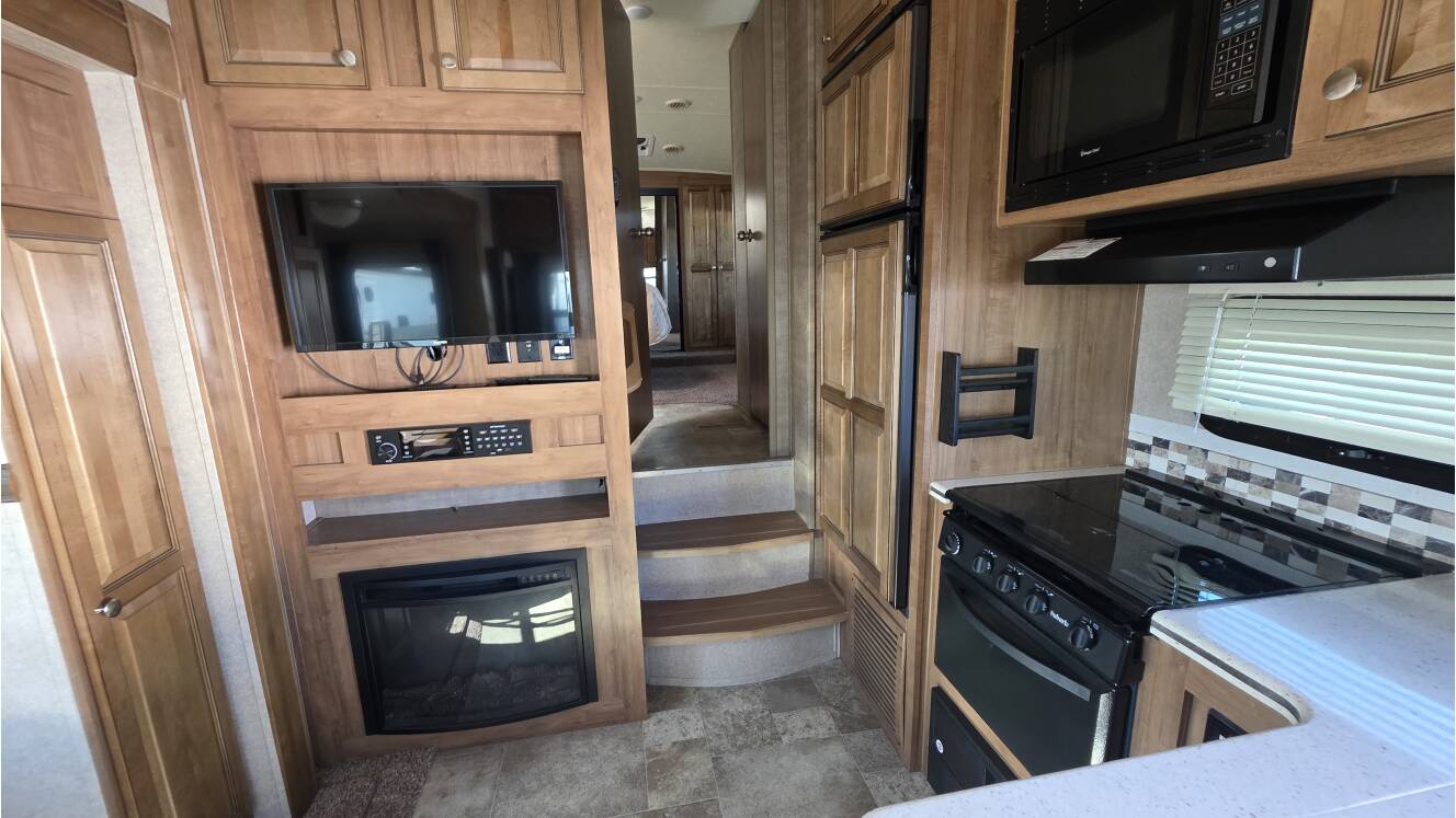 A photo of this 2018 Forest River Rockwood Signature Ultra Lite 8244BS