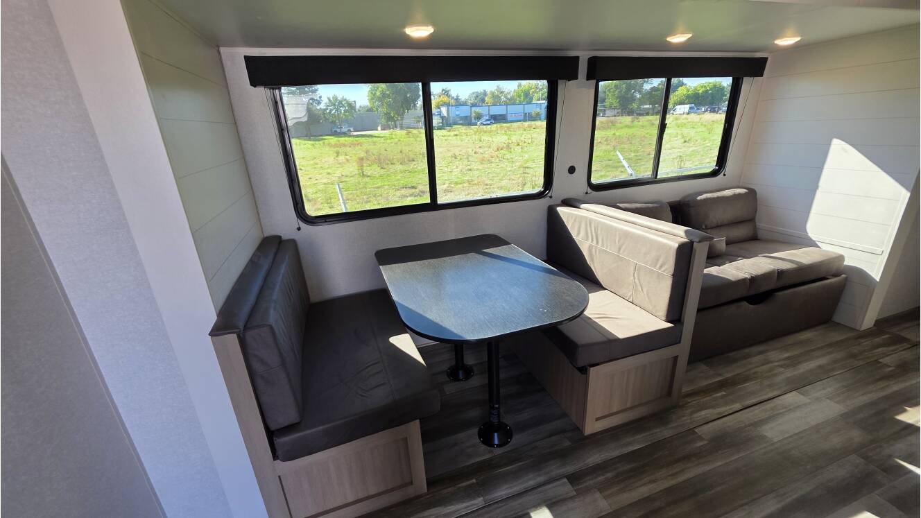 A photo of this 2026 Jayco Jay Flight SLX 263BHSW