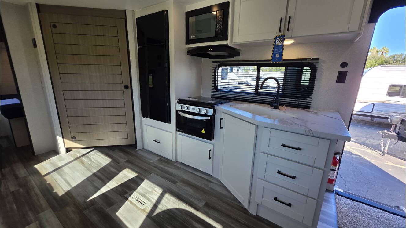 A photo of this 2026 Jayco Jay Flight SLX 263BHSW