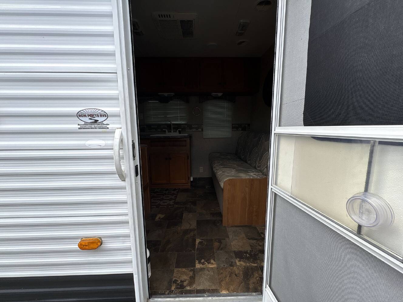 A photo of this 2011 Thor HEARTLAND TRAILRUNNER 250SK