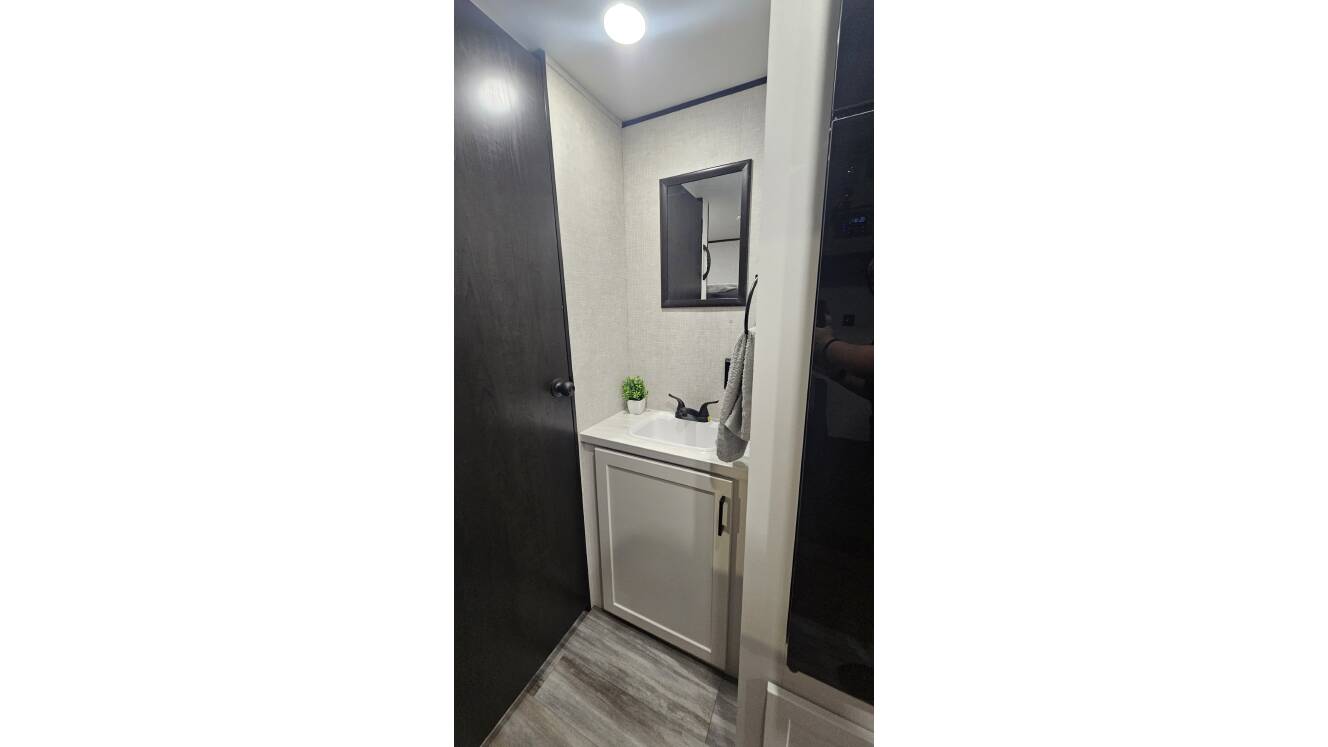 A photo of this 2026 Jayco Jay Flight SLX 260BHW