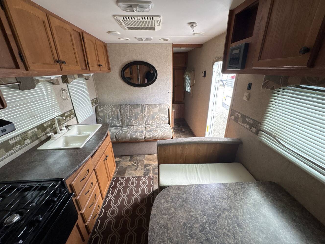 A photo of this 2011 Thor HEARTLAND TRAILRUNNER 250SK