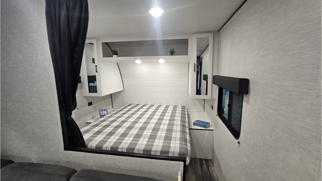 A photo of this 2026 Jayco Jay Flight SLX 260BHW