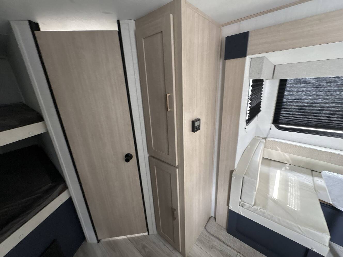 A photo of this 2024 Prime Time Avenger LE 24BHSLE