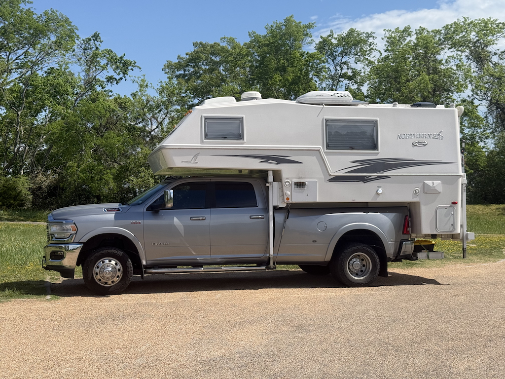2020 Northern Lite 10-2EXCD LE WET BATH RV