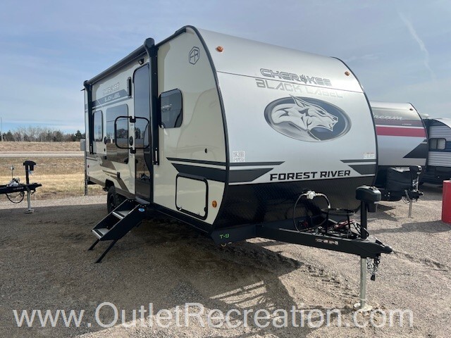 2026 Forest River Cherokee Wolf Pup Black Label 18RJBWBL RV
