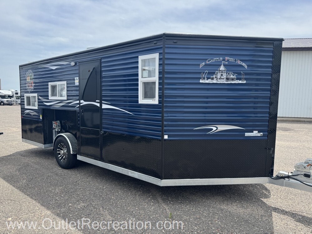 2027 Ice Castle Trophy Hunter 8x17 8 X 17V in clearwater MN