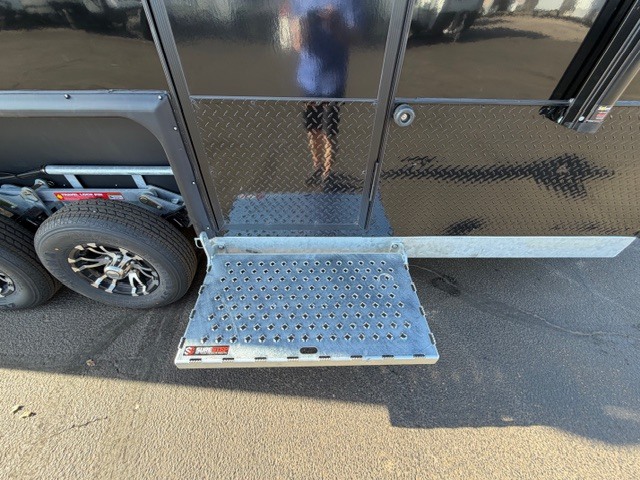 2027 Ice Castle SASQUATCH 8X19 in detroit lakes MN