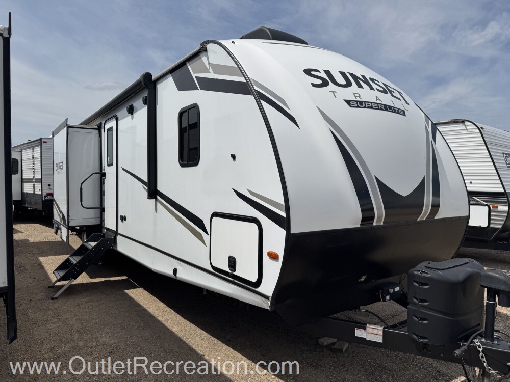 2022 Crossroads Sunset Trail Super Lite SS331BH in clearwater MN