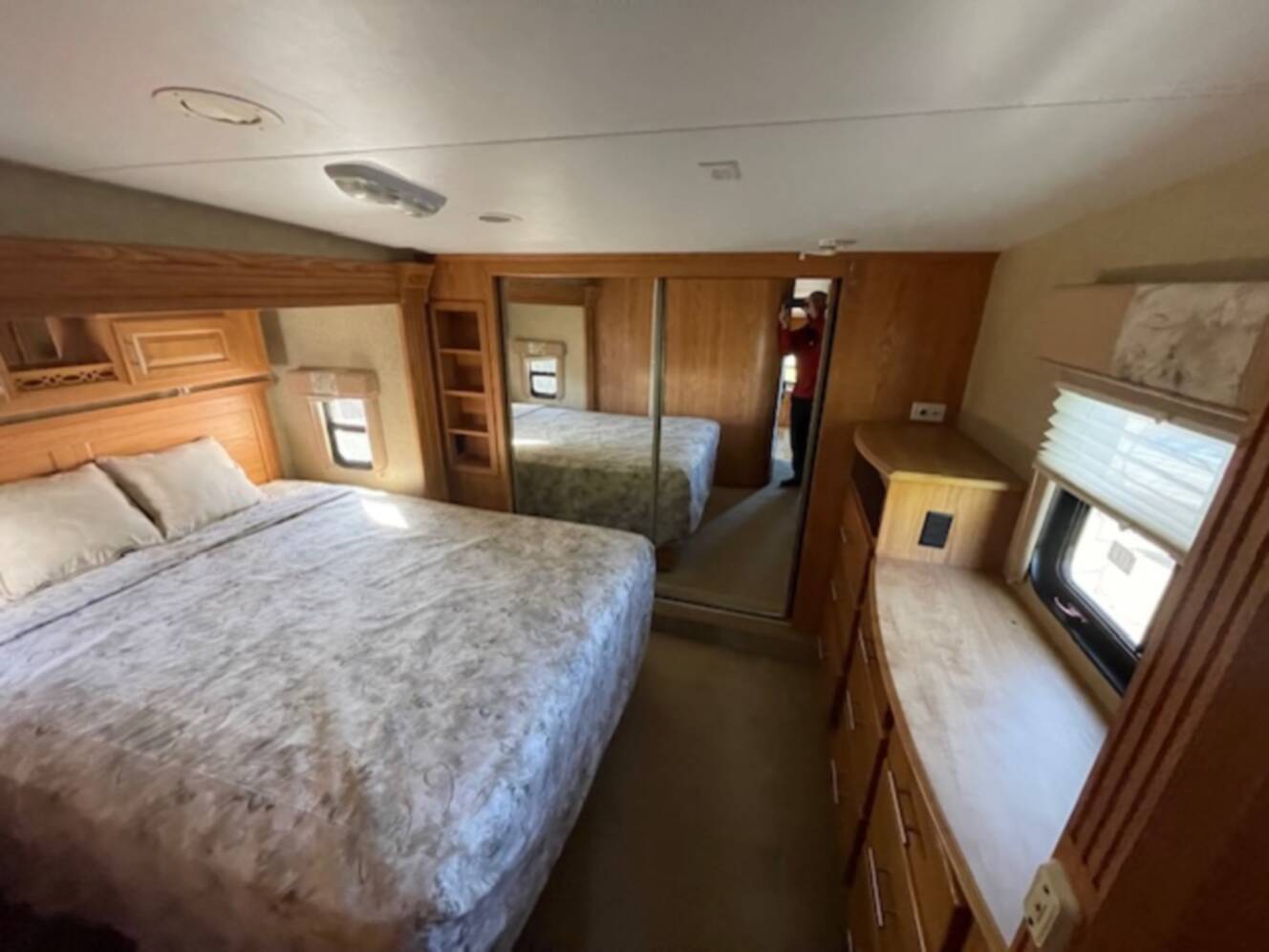 A photo of this 2011 Nu-Wa HITCHHIKER LS 29.5 FKLS