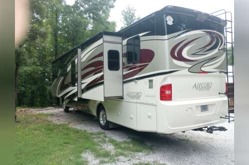 2015 Tiffin Motorhomes OPEN ROAD ALLEGRO 36 LA in mountain view AR