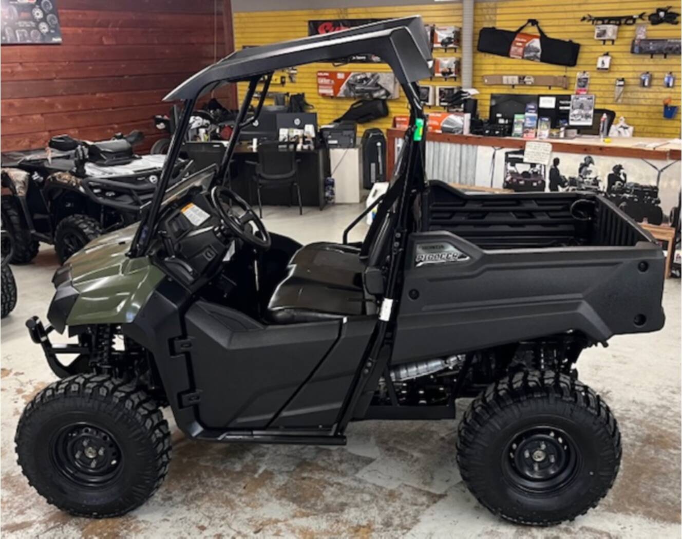 A photo of this 2014 Honda PIONEER 700 4X4 EFI