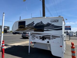 2023 LANCE 650 TRUCK CAMPER