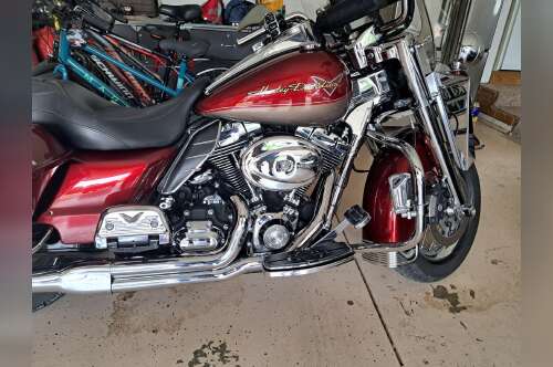 2009 Harley-Davidson ROAD KING CVO in hebron OH