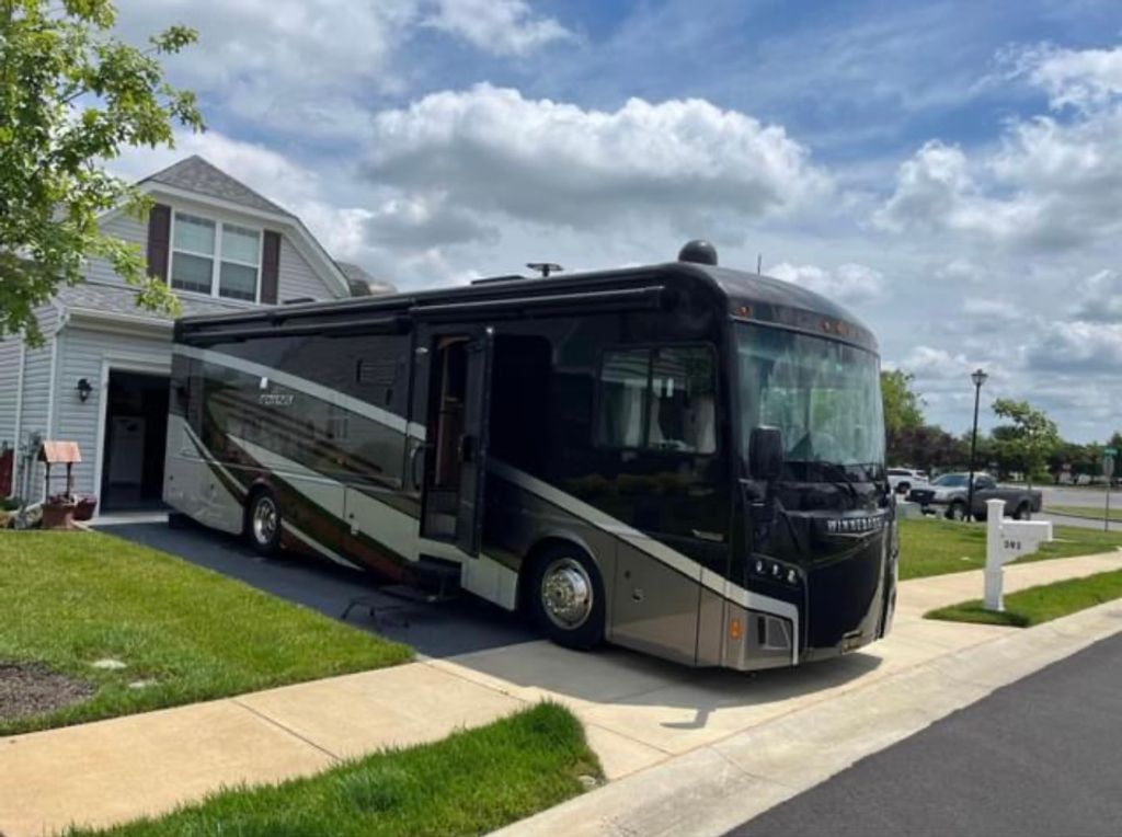 2018 Winnebago Forza 34T in windsor NY