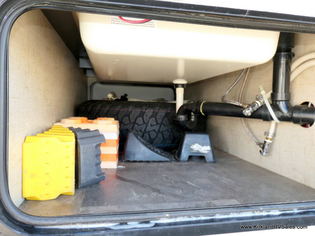 A photo of this 2016 Forest River R-POD 183G