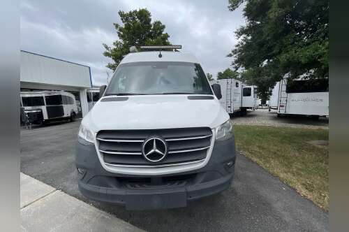 2022 Thor Motor Coach Sanctuary 19L in colfax NC