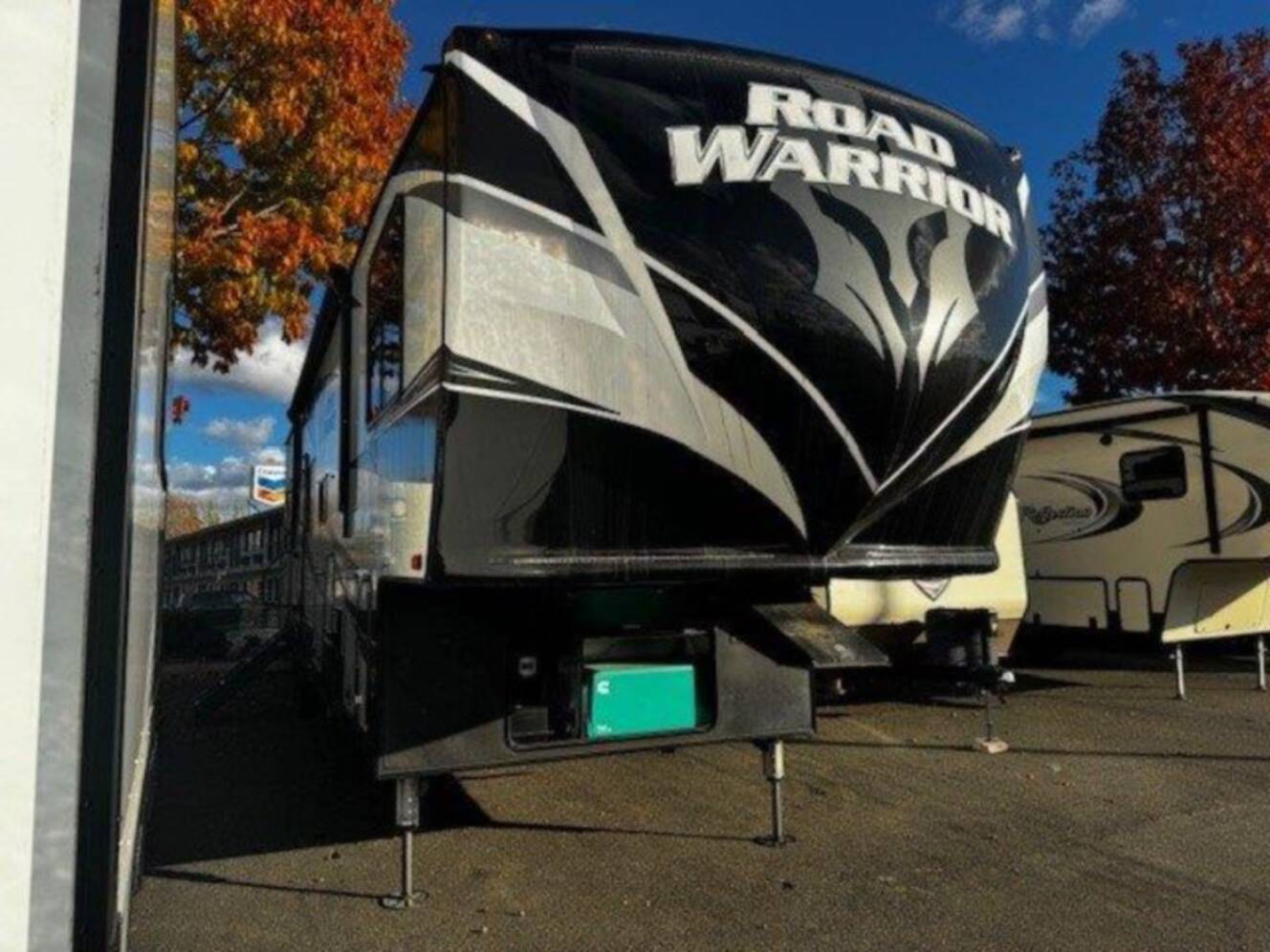 A photo of this 2020 Heartland Road Warrior RW 392